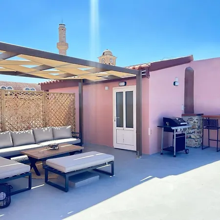 Venetian Kamara In Old Town Chania ハニア