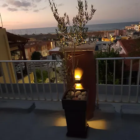 Venetian Kamara In Old Town Chania