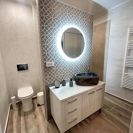 Venetian Kamara In Old Town Chania