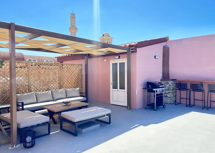 Venetian Kamara In Old Town Chania Χανιά