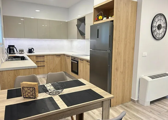 Venetian Kamara In Old Town Chania *